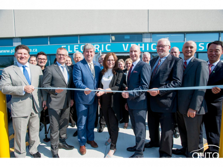 Le tout premier centre de découverte des voitures électriques ouvre à Toronto